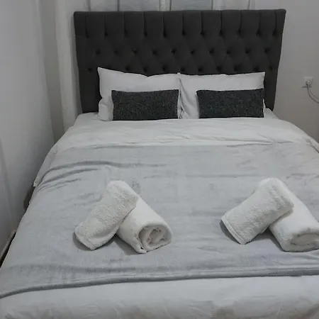 Sarakina * ラリサ